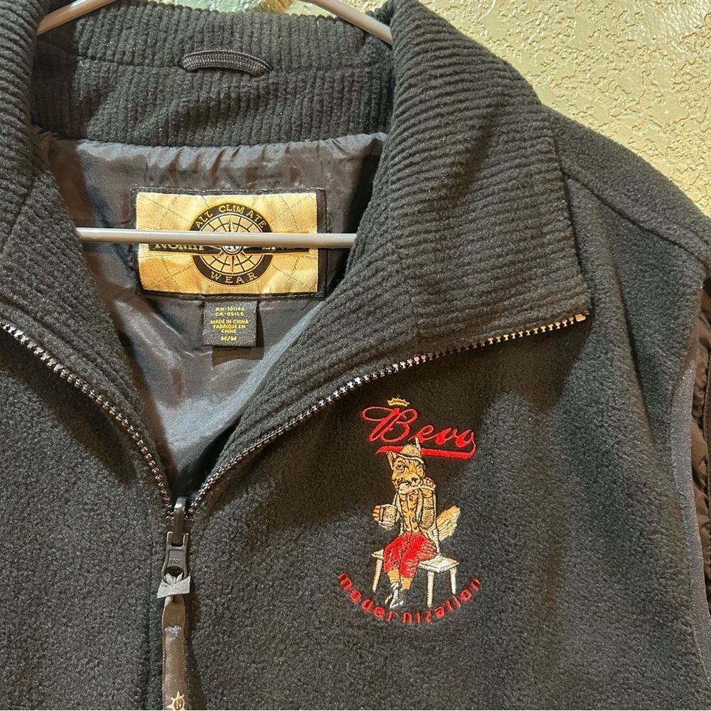 Anheuser Busch Bevo Modernization The Fox Fleece Vest Size Medium - Picture 3 of 8